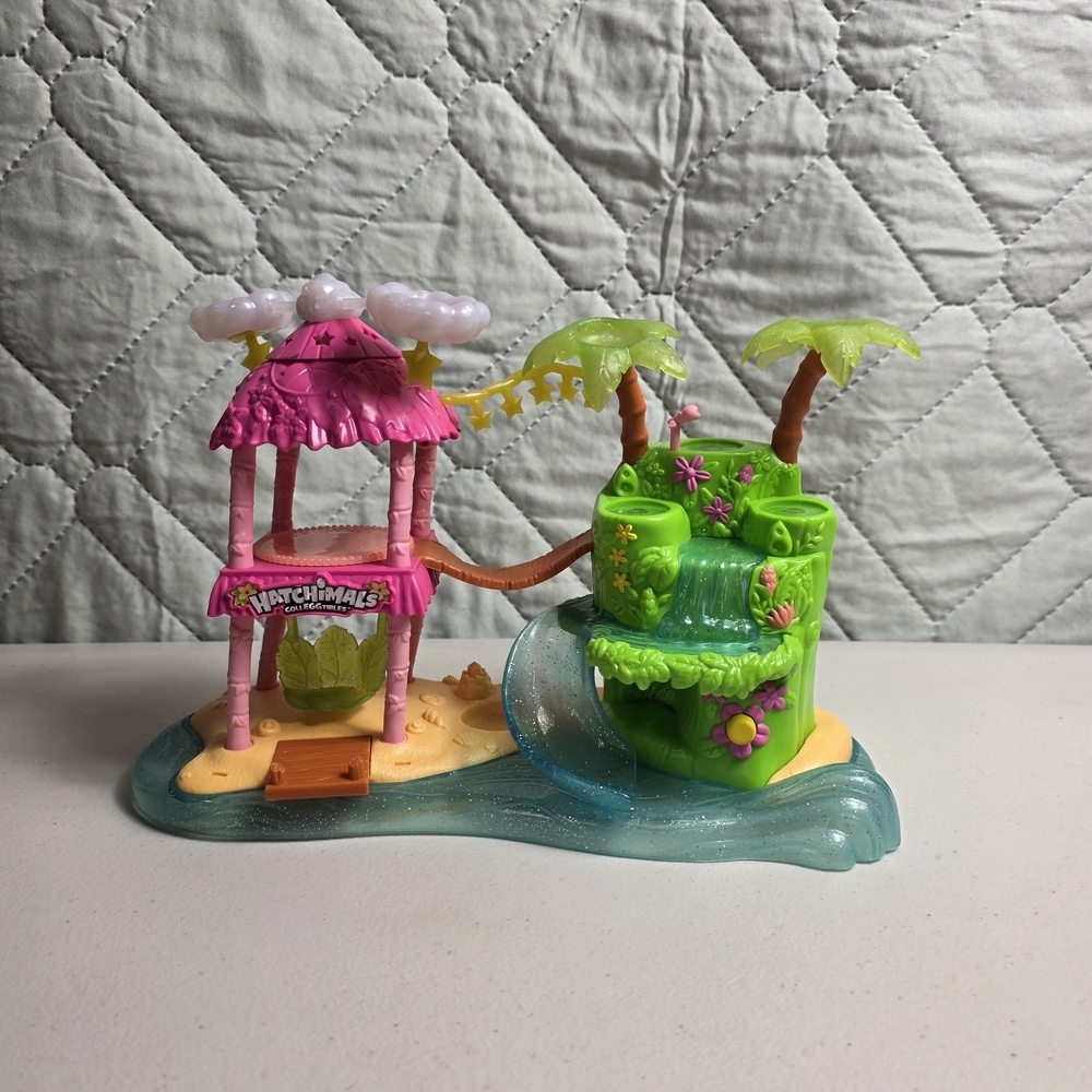 Hatchimals Collegtibles Tropical Party Playset